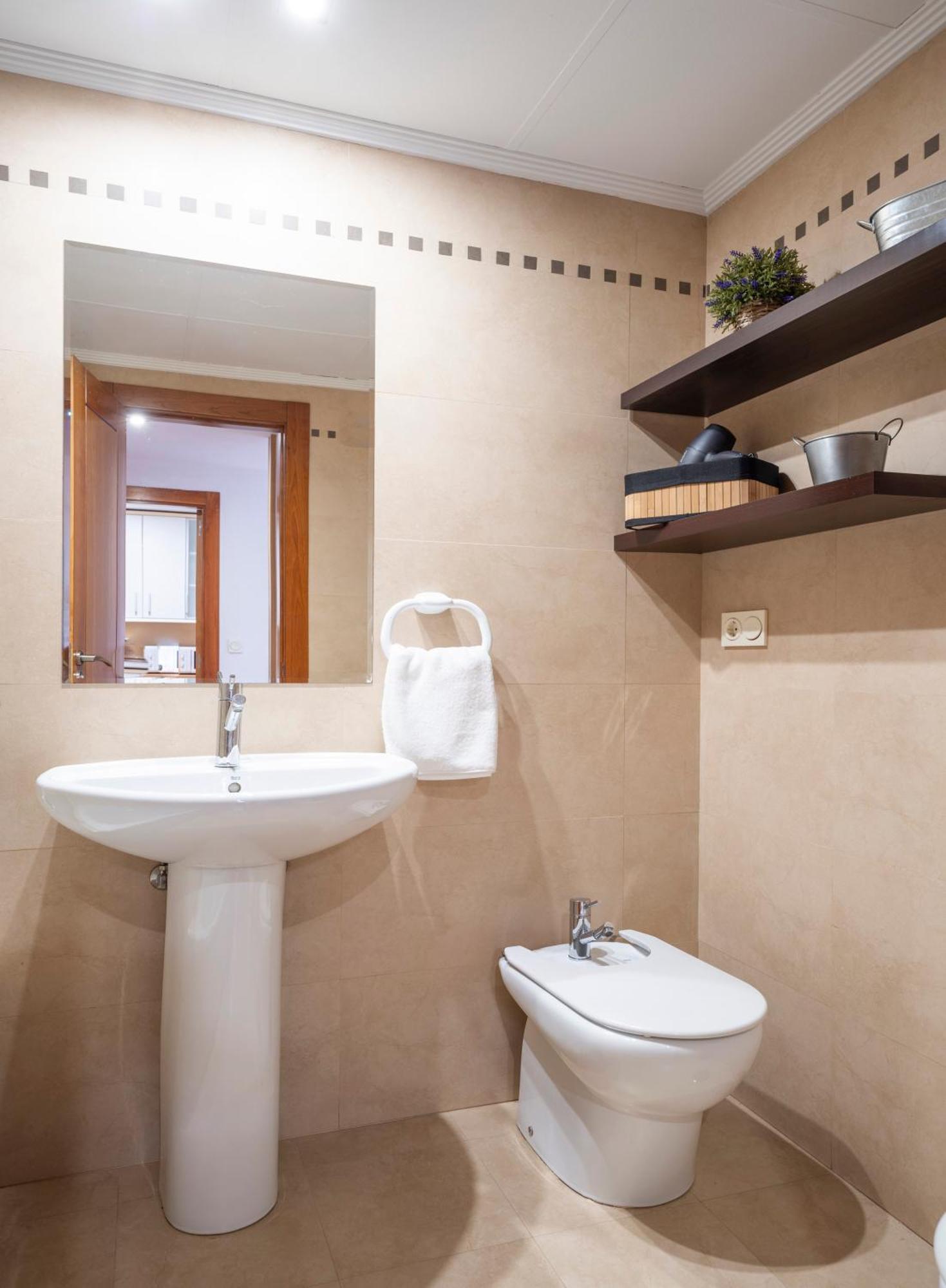 Enjoygranada Emir 3B Y Parking Apartment Екстериор снимка